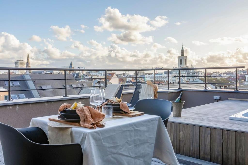 Love Nest - Your Cosy Penthouse Οστένδη Εξωτερικό φωτογραφία