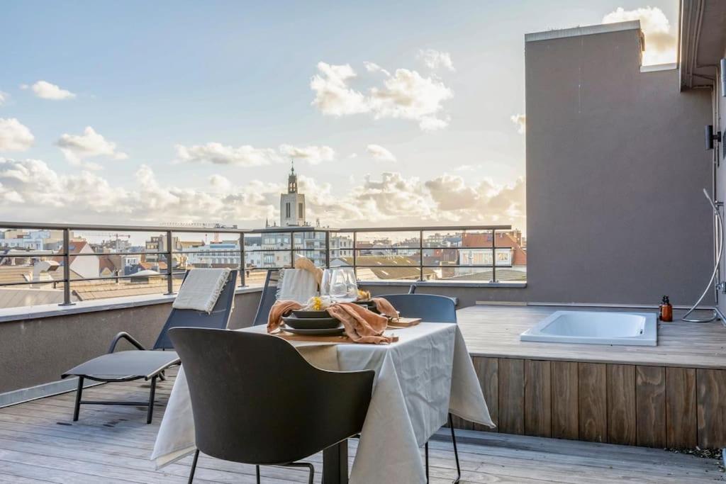 Love Nest - Your Cosy Penthouse Οστένδη Εξωτερικό φωτογραφία