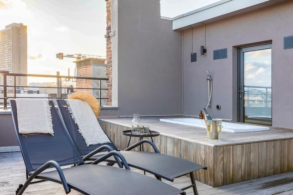 Love Nest - Your Cosy Penthouse Οστένδη Εξωτερικό φωτογραφία