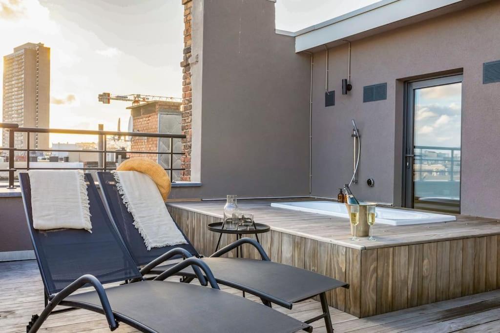 Love Nest - Your Cosy Penthouse Οστένδη Εξωτερικό φωτογραφία