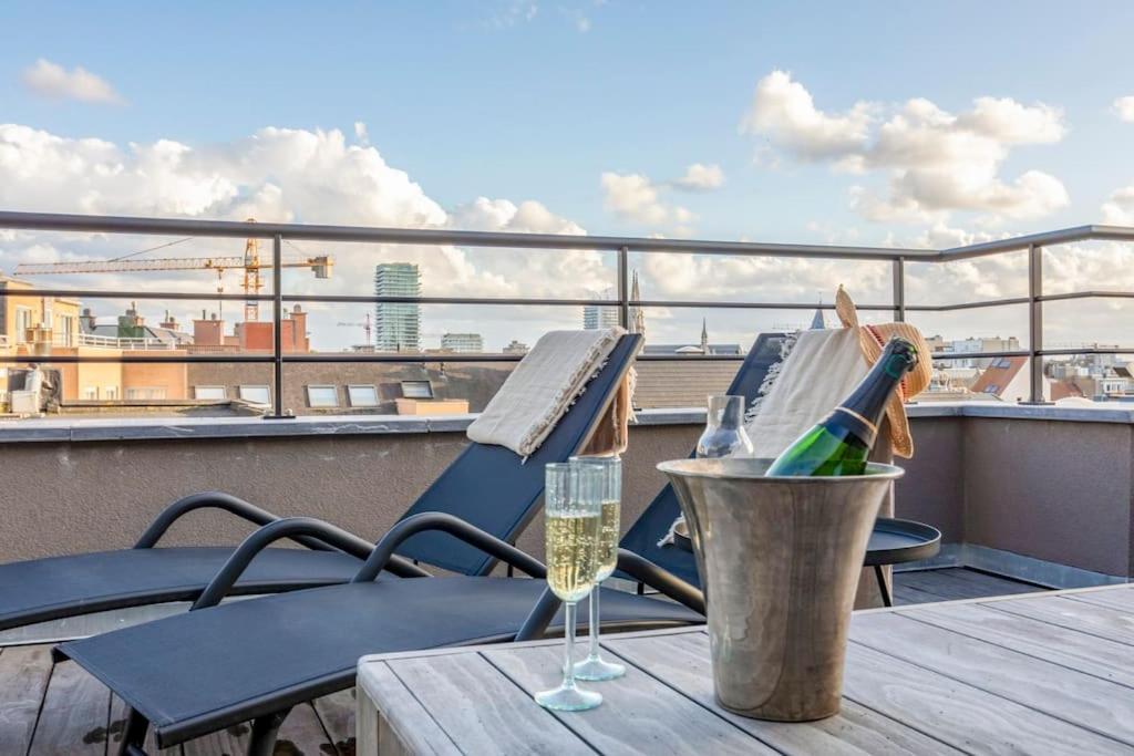 Love Nest - Your Cosy Penthouse Οστένδη Εξωτερικό φωτογραφία